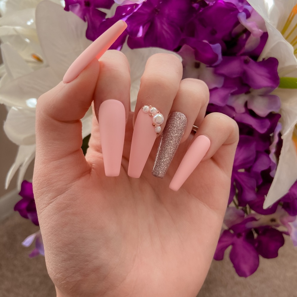 Pink Pearl Press-On Nails